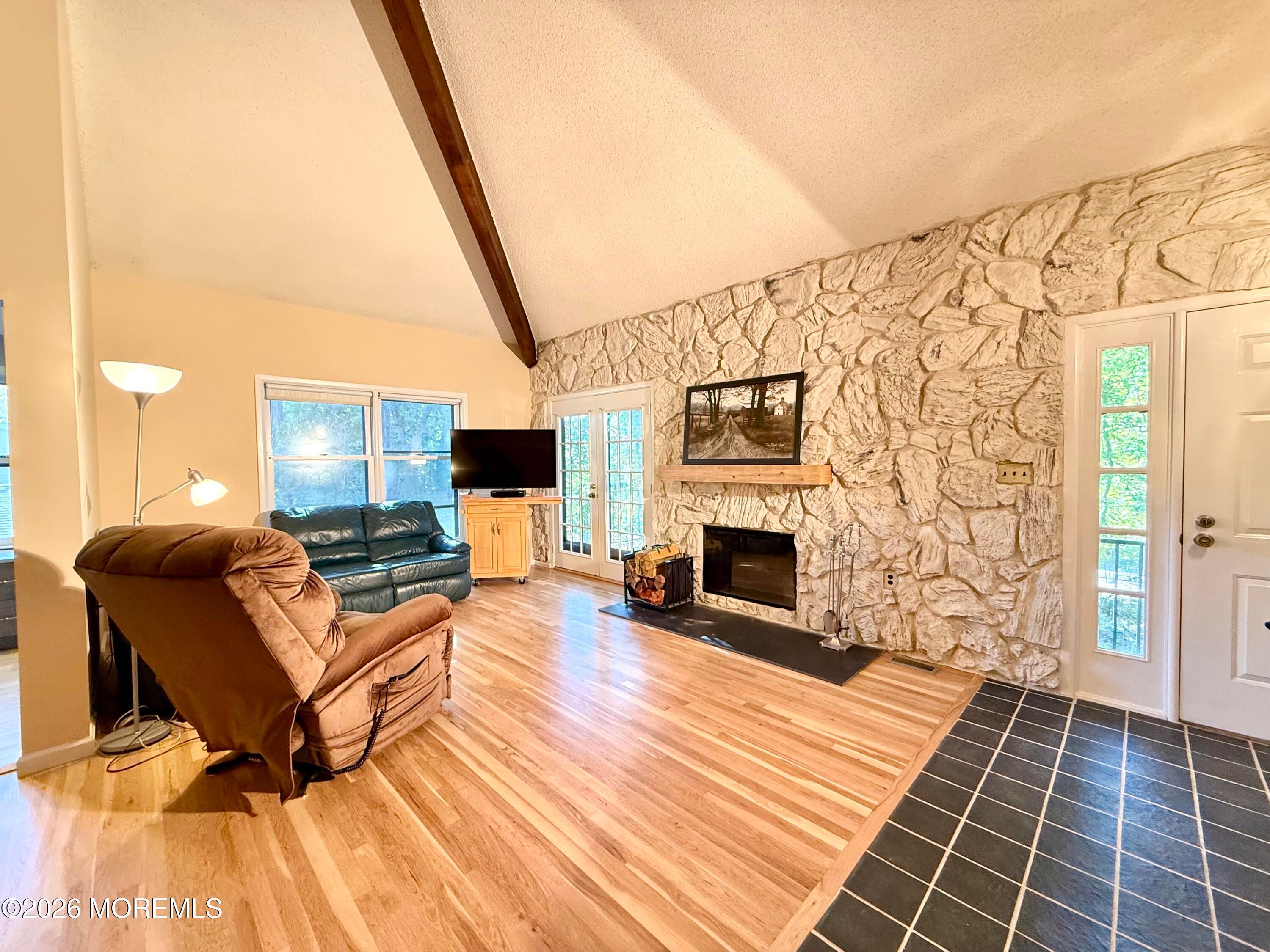 33 Maple Lane B