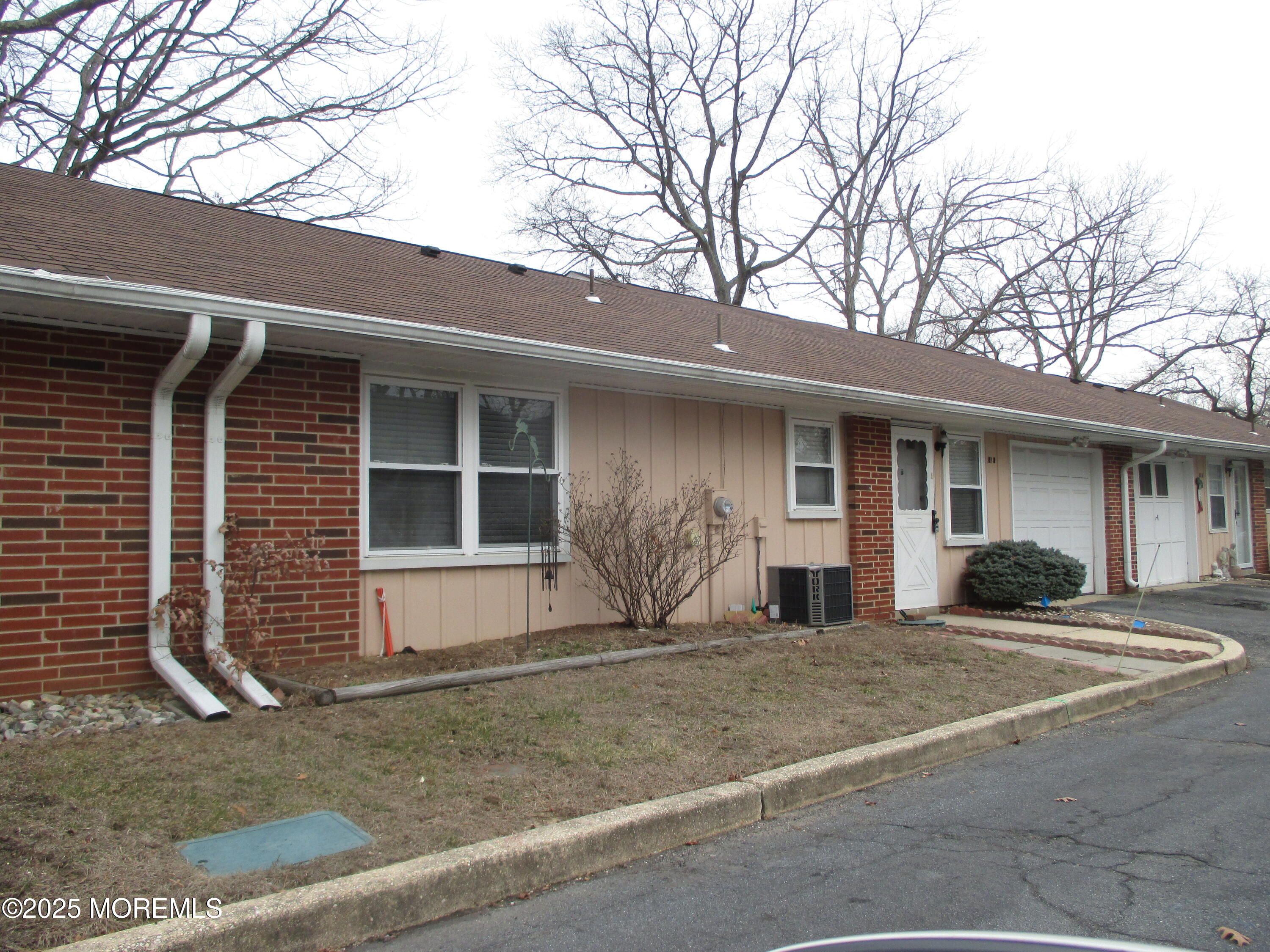111B Edinburgh Lane, Lakewood, New Jersey image 2