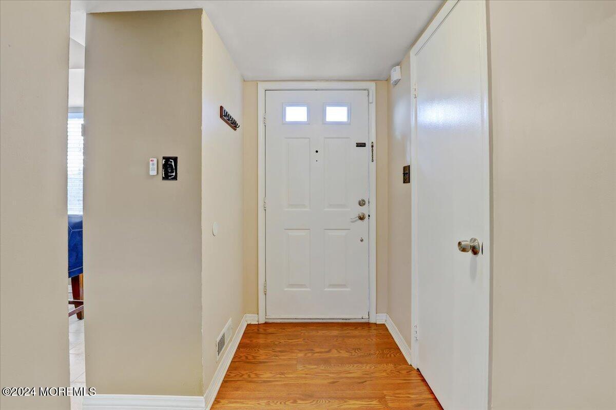 15 Excalibur Court, Old Bridge, New Jersey image 3