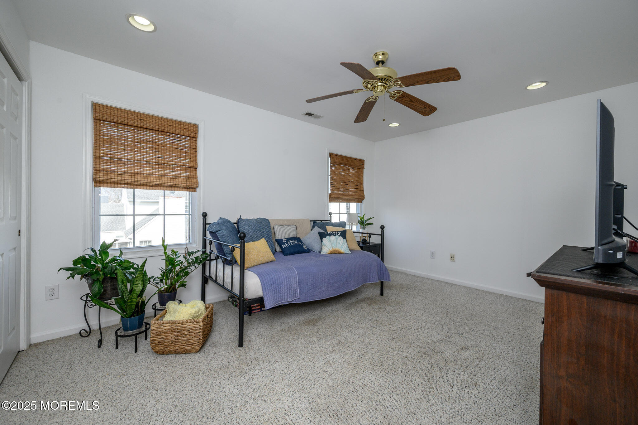 56 Crater Lake Road, Howell, New Jersey image 34