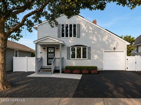 Homes For Sale - 40 Osprey Drive<br/> Toms River, NJ 08753