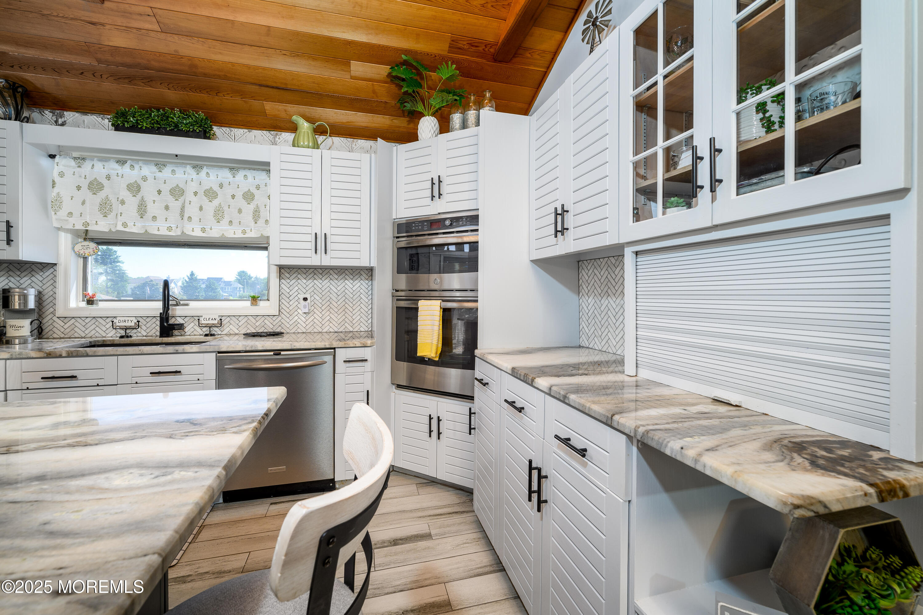 109 W Island Road, Bayville, New Jersey image 5