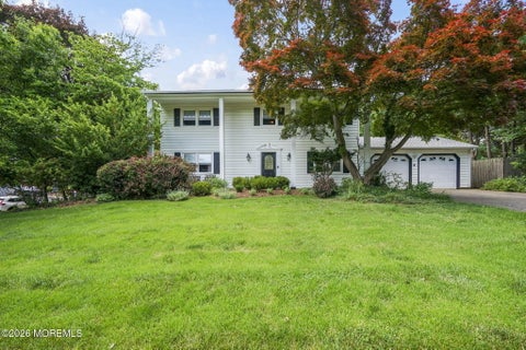 Photo of 4 Duncan Drive, Morganville, NJ 07751 (MLS # 22616817)