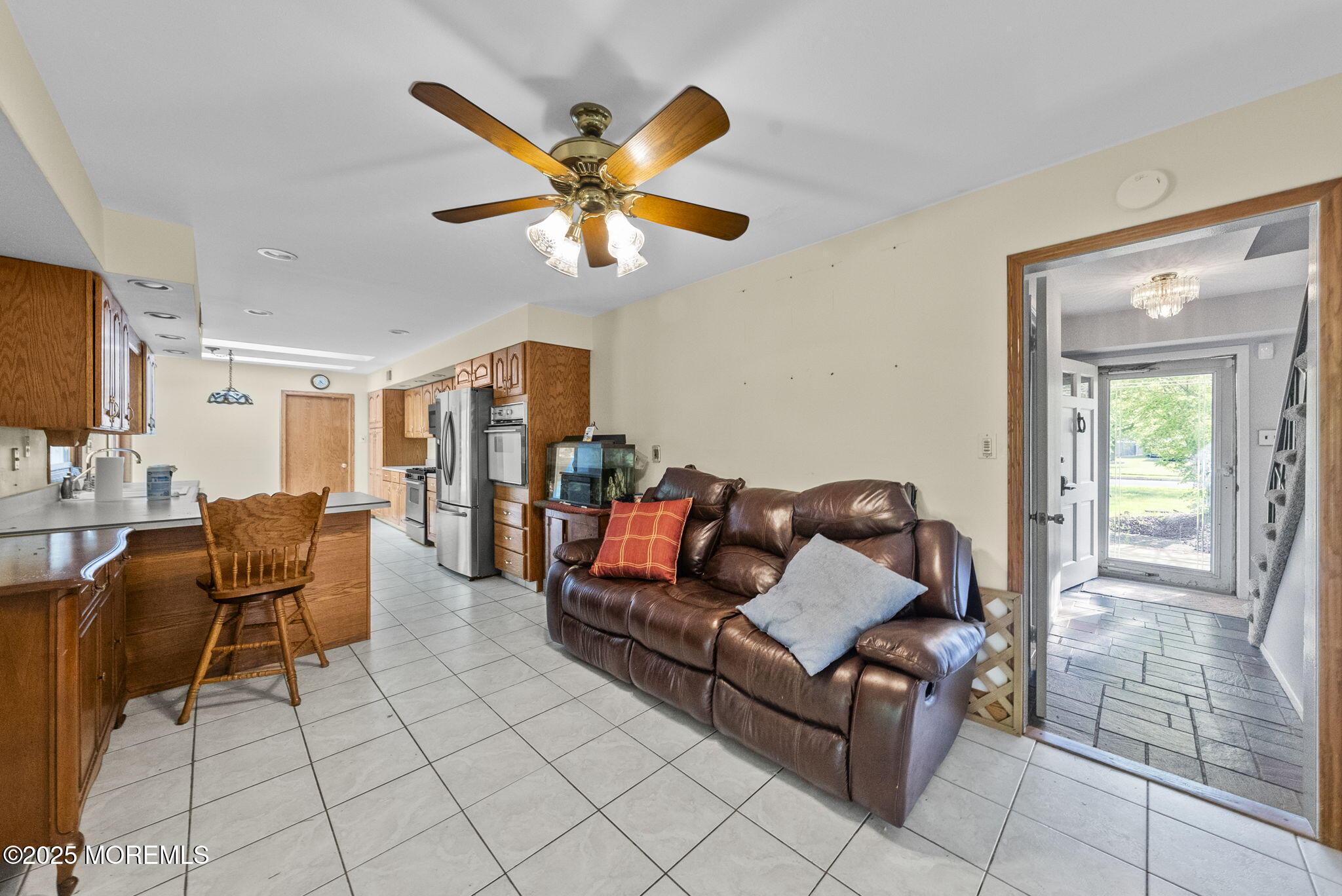 12 Dickinson Lane, Manalapan, New Jersey image 9