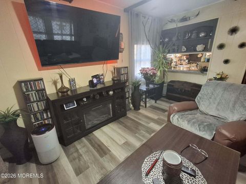 Homes For Sale - 14 Alexander Avenue<br/> Jackson, NJ 08527