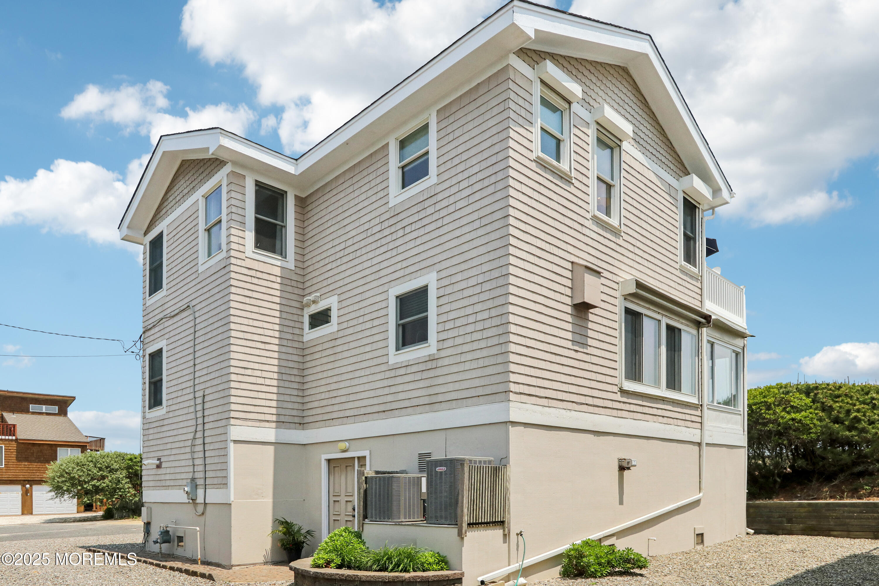 12A E Essex Avenue