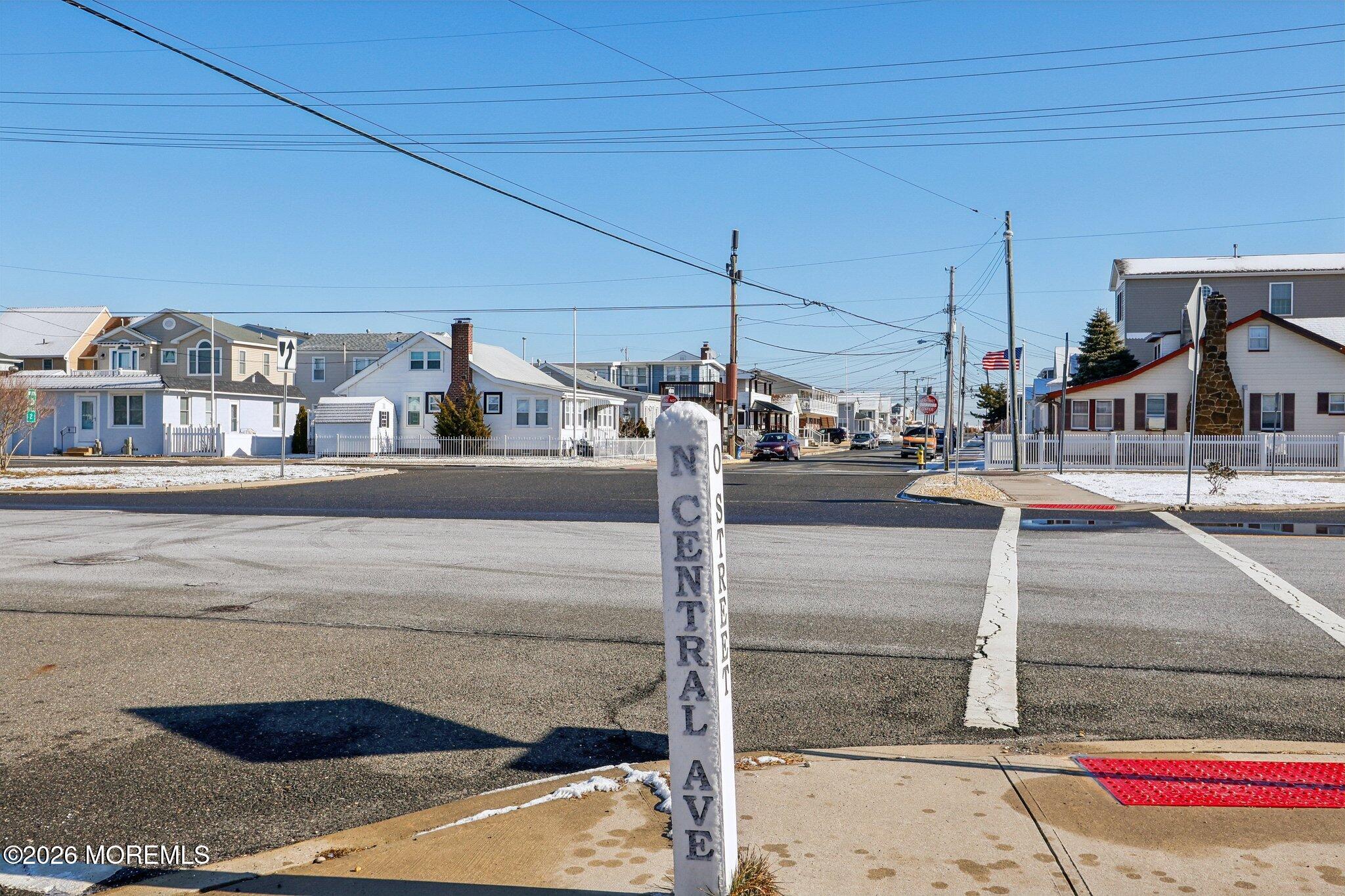 1409-1411 NW Central Avenue