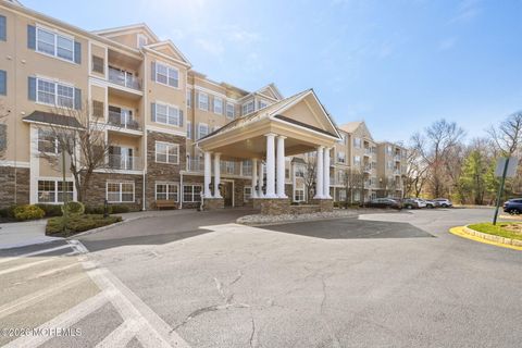 Condo For Sale - 540 Cranbury Road #107<br/> Middlesex County, East Brunswick, NJ 08816