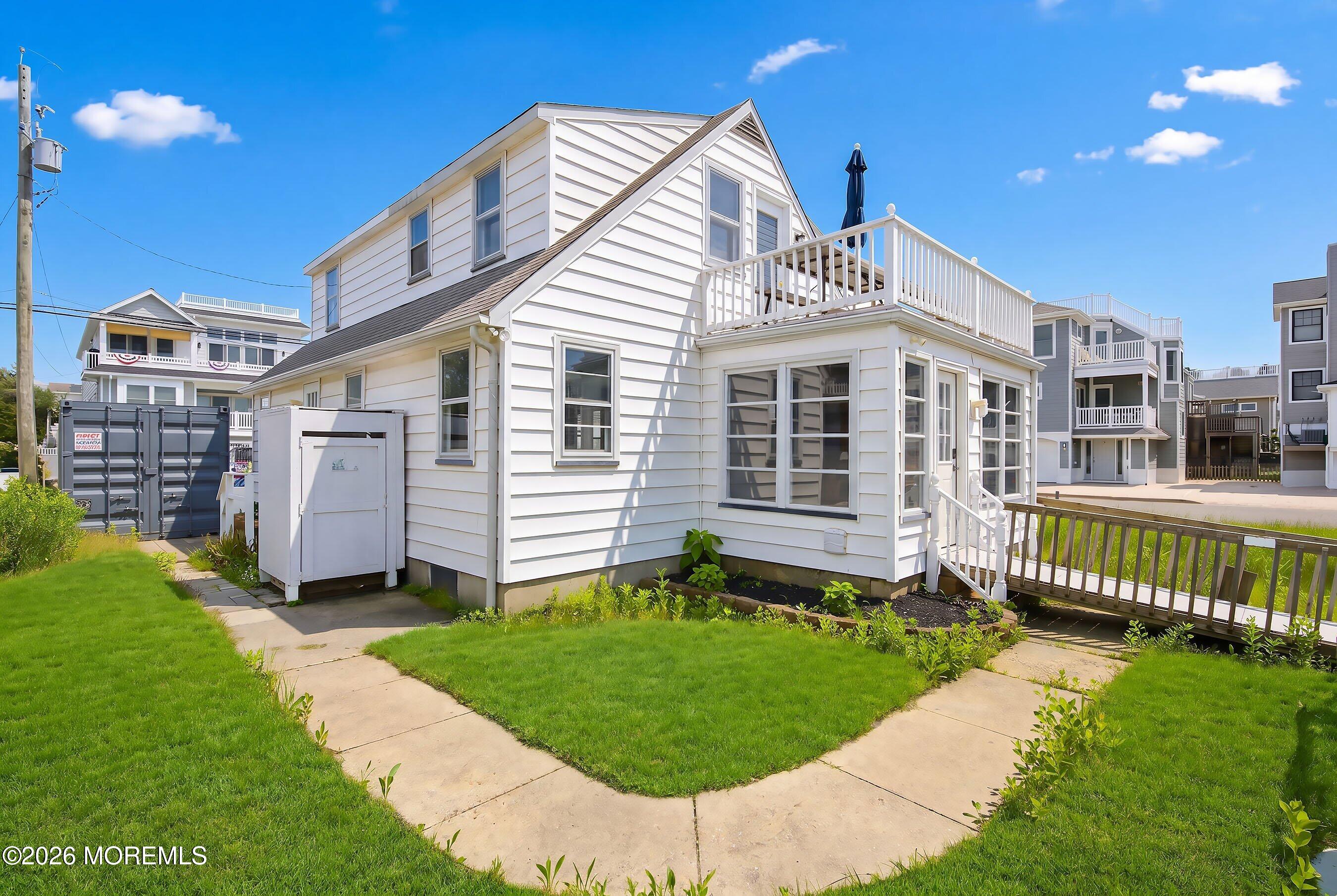 101 W 17th Street
