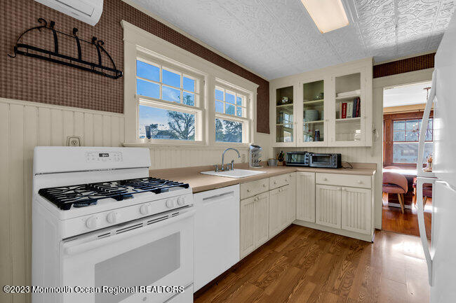 518 Westwood Avenue, Long Branch, New Jersey image 18