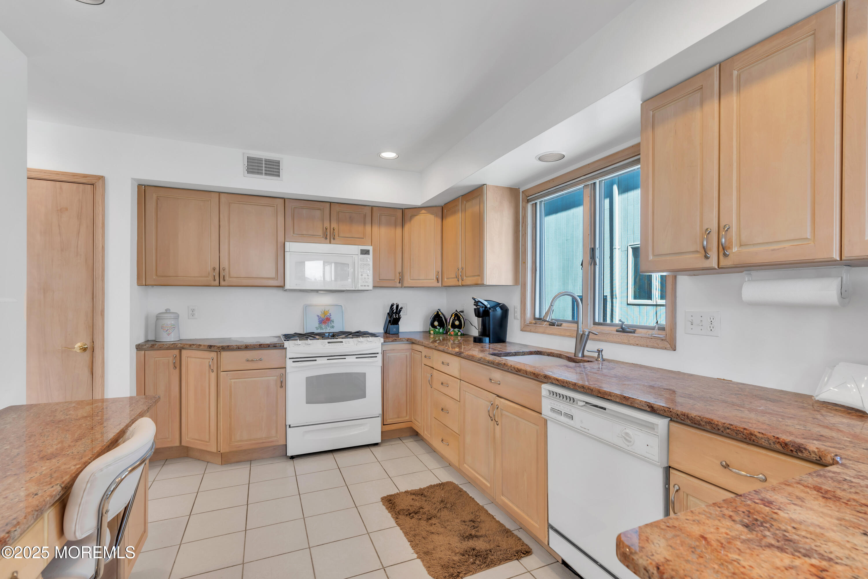 199 Pershing Boulevard, Lavallette, New Jersey image 8