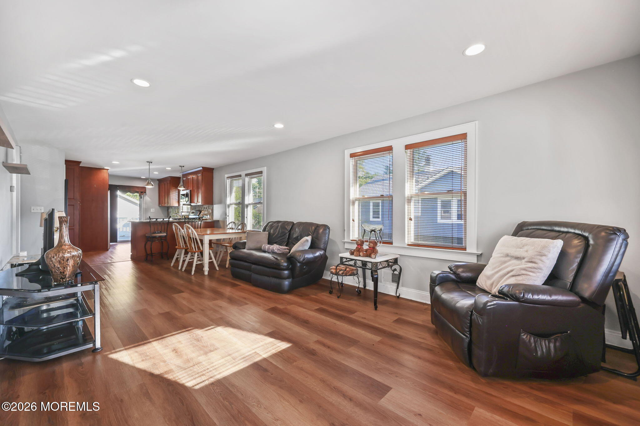 34 Lipman Place