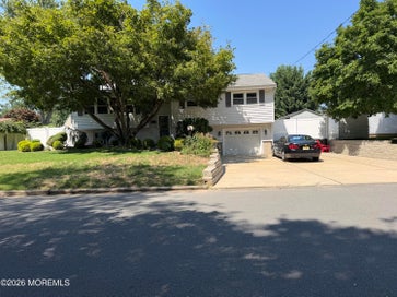 147 Clairmont Avenue Belford NJ 07718