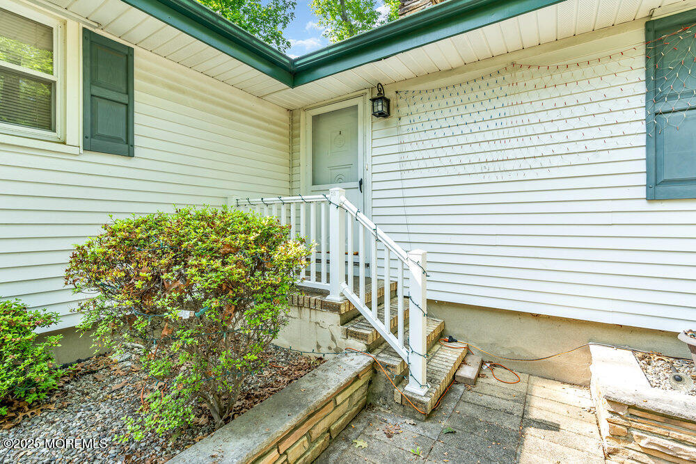 7 E Parkway Place