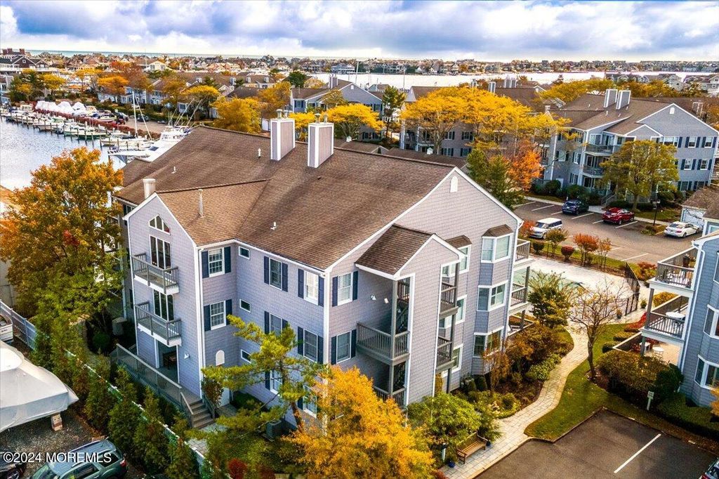 105 Bay Point Harbour, Point Pleasant, NJ 08742, MLS 22406238 Howard