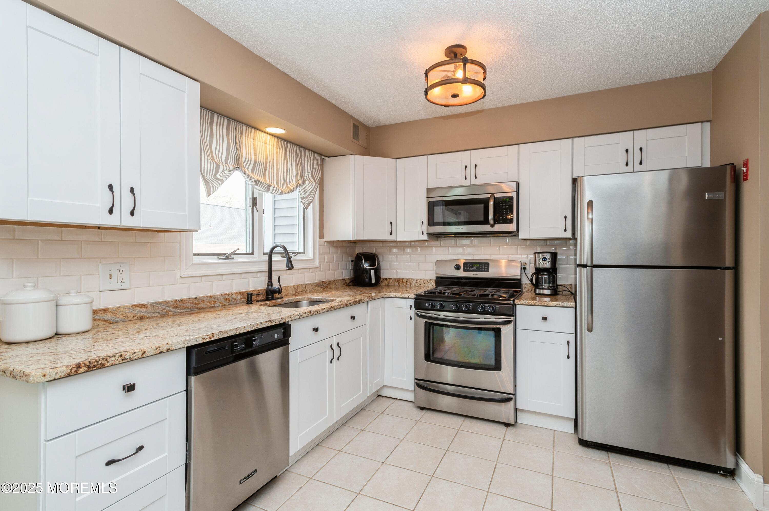 673 Ellicott Avenue #109, Toms River, New Jersey image 11