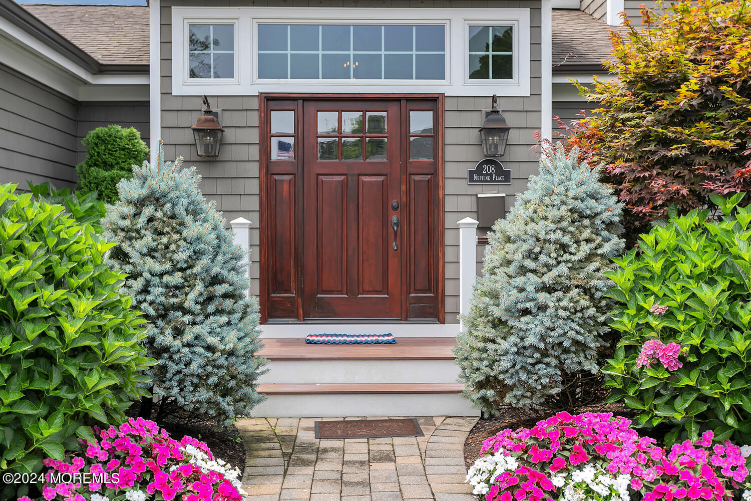 208 Neptune Place