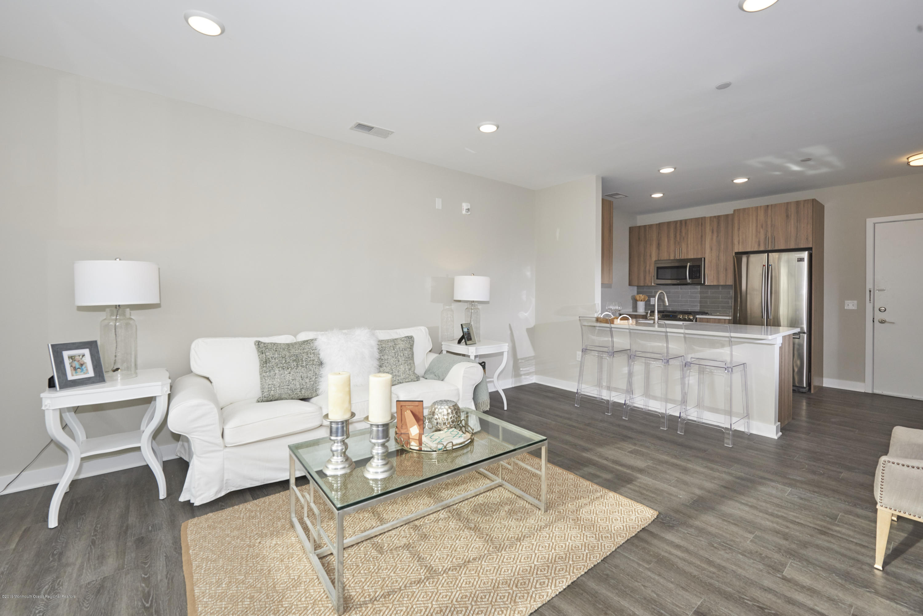 92 Drs James Parker Boulevard 407