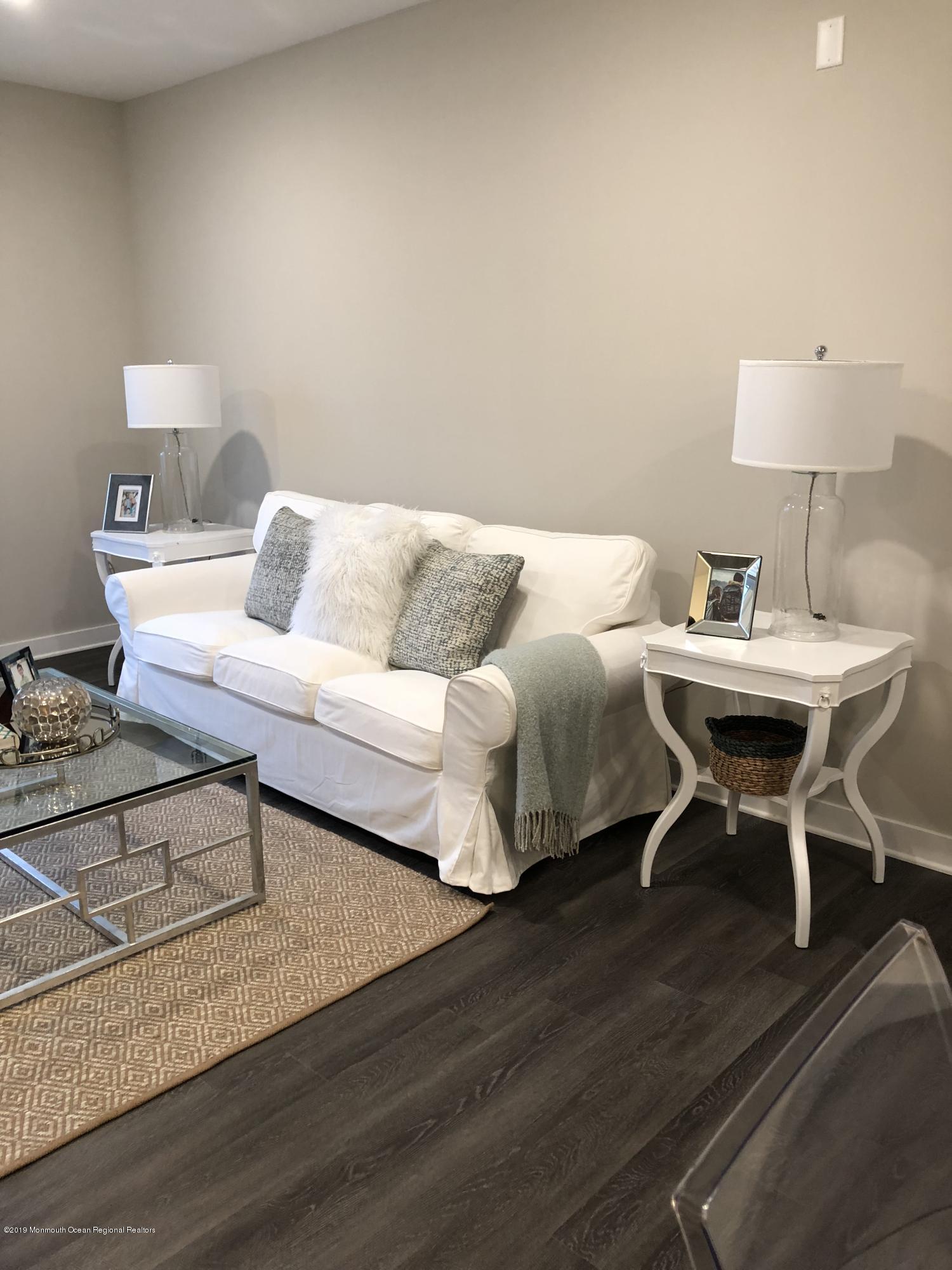 92 Drs James Parker Boulevard 407