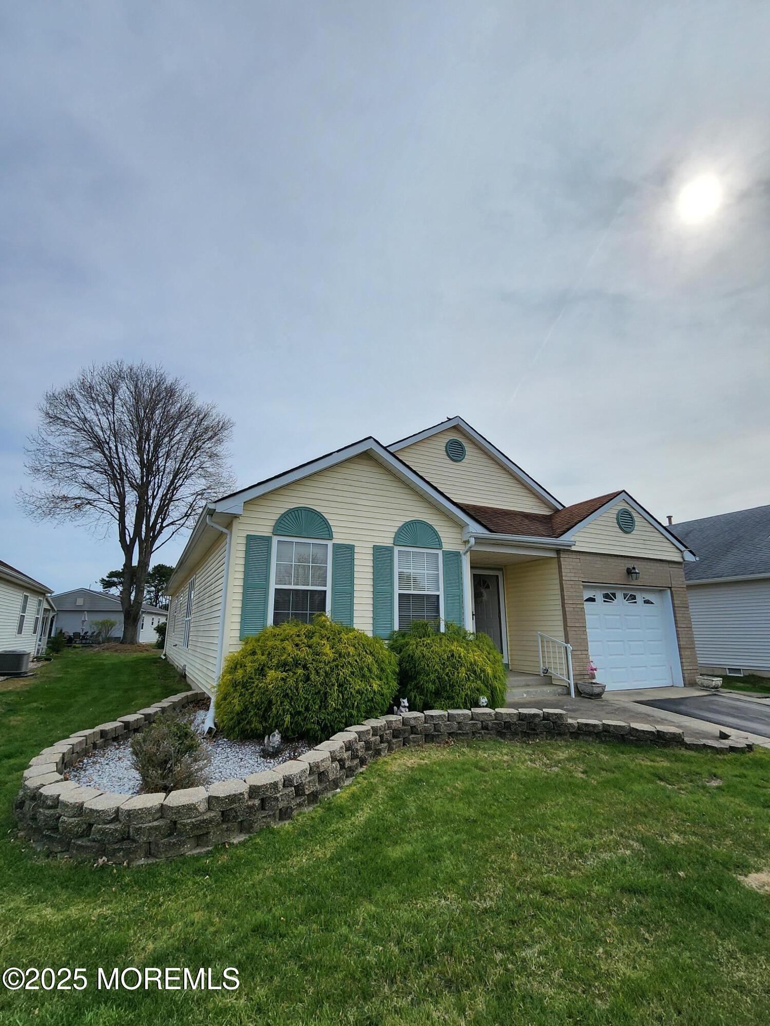 25 Portsmouth Drive, Toms River, New Jersey image 2