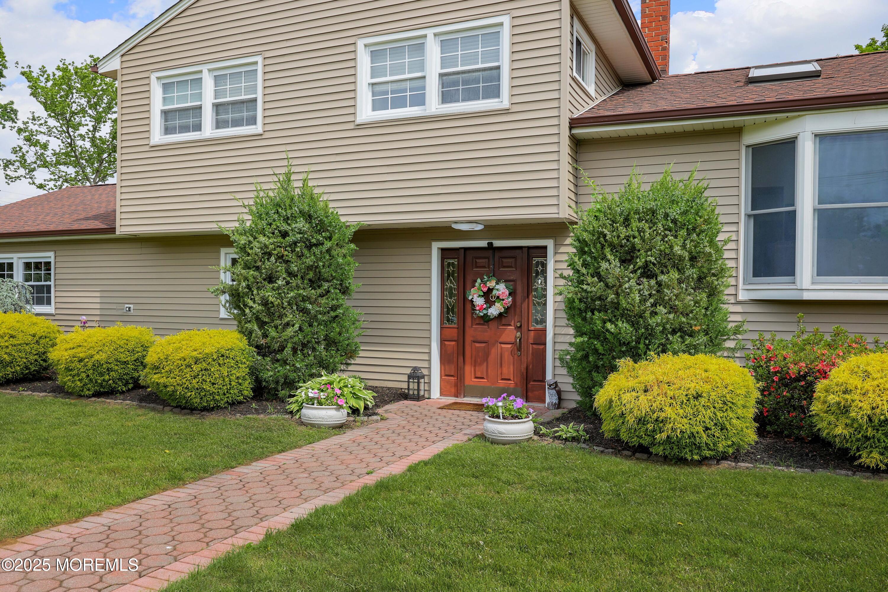 2 Nassau Place