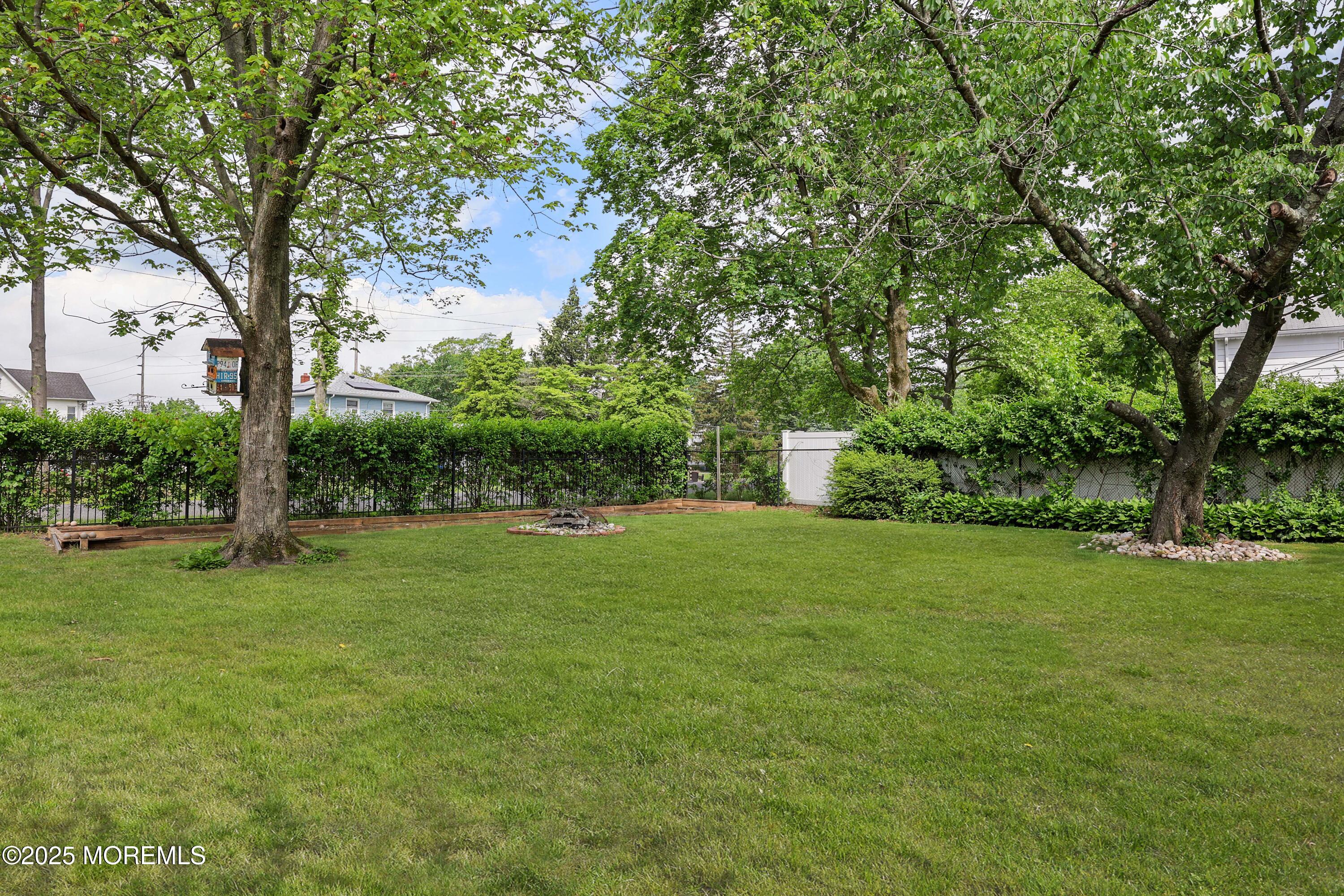 2 Nassau Place, Middletown, New Jersey image 44
