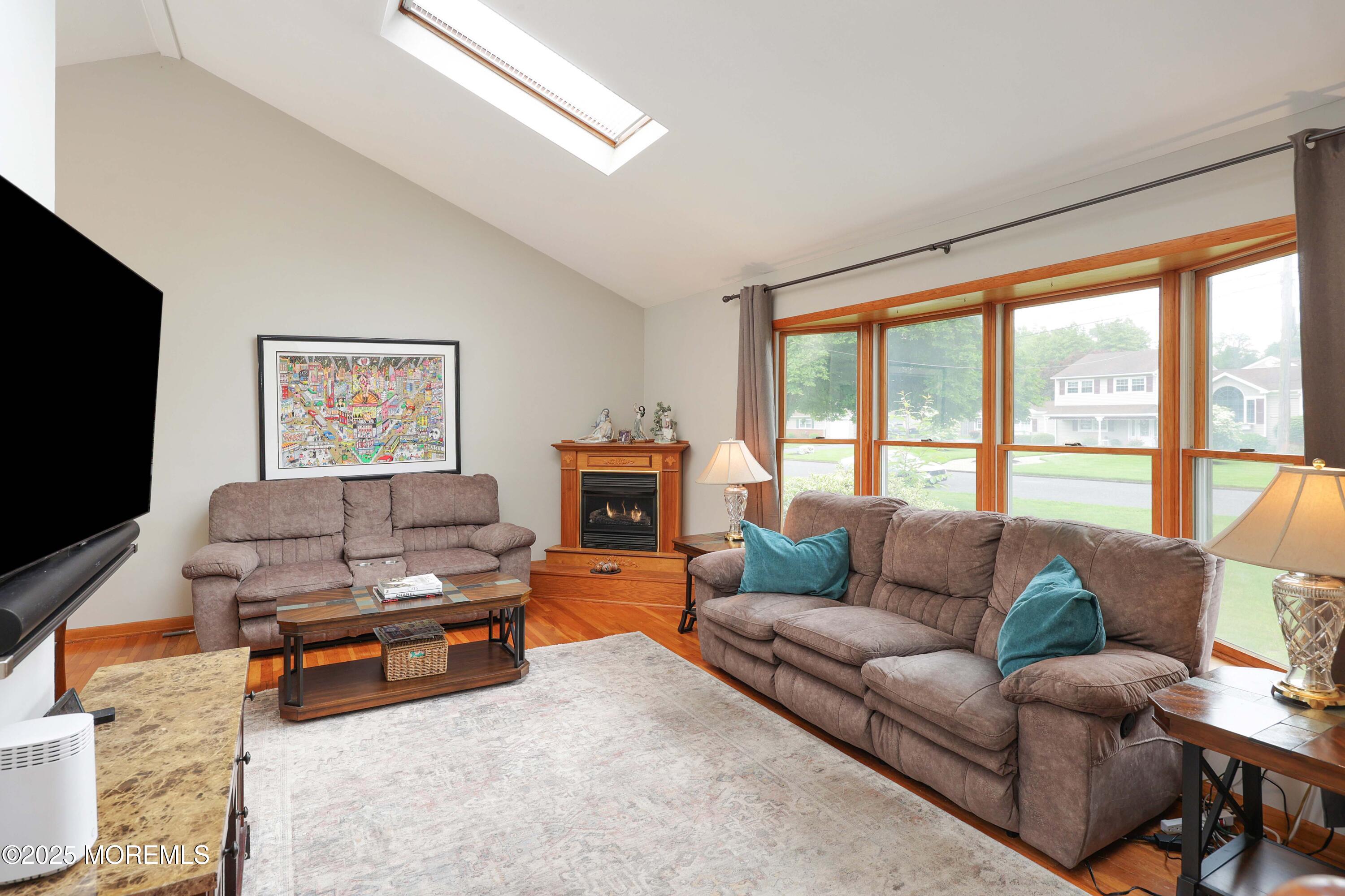 2 Nassau Place, Middletown, New Jersey image 7
