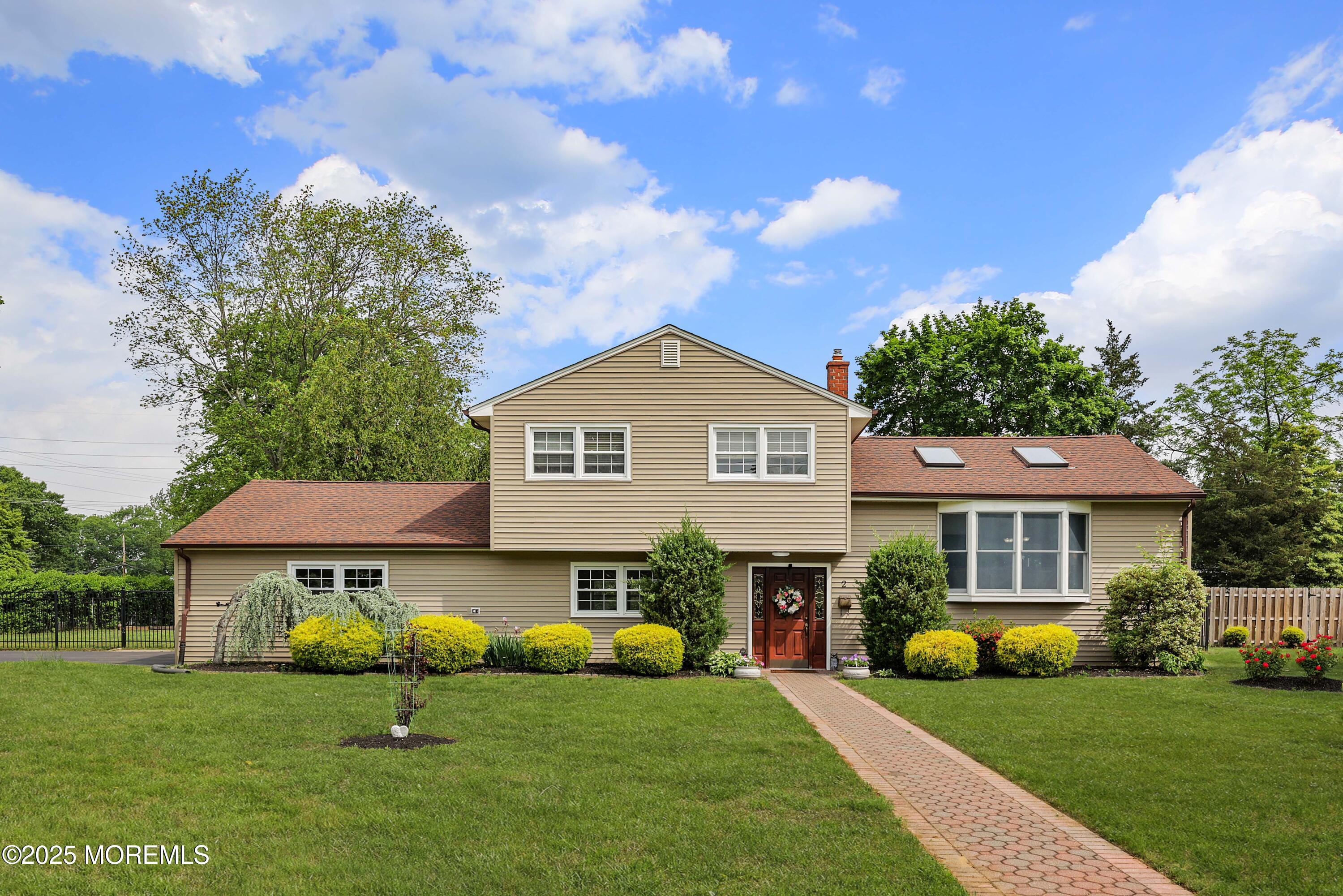 2 Nassau Place