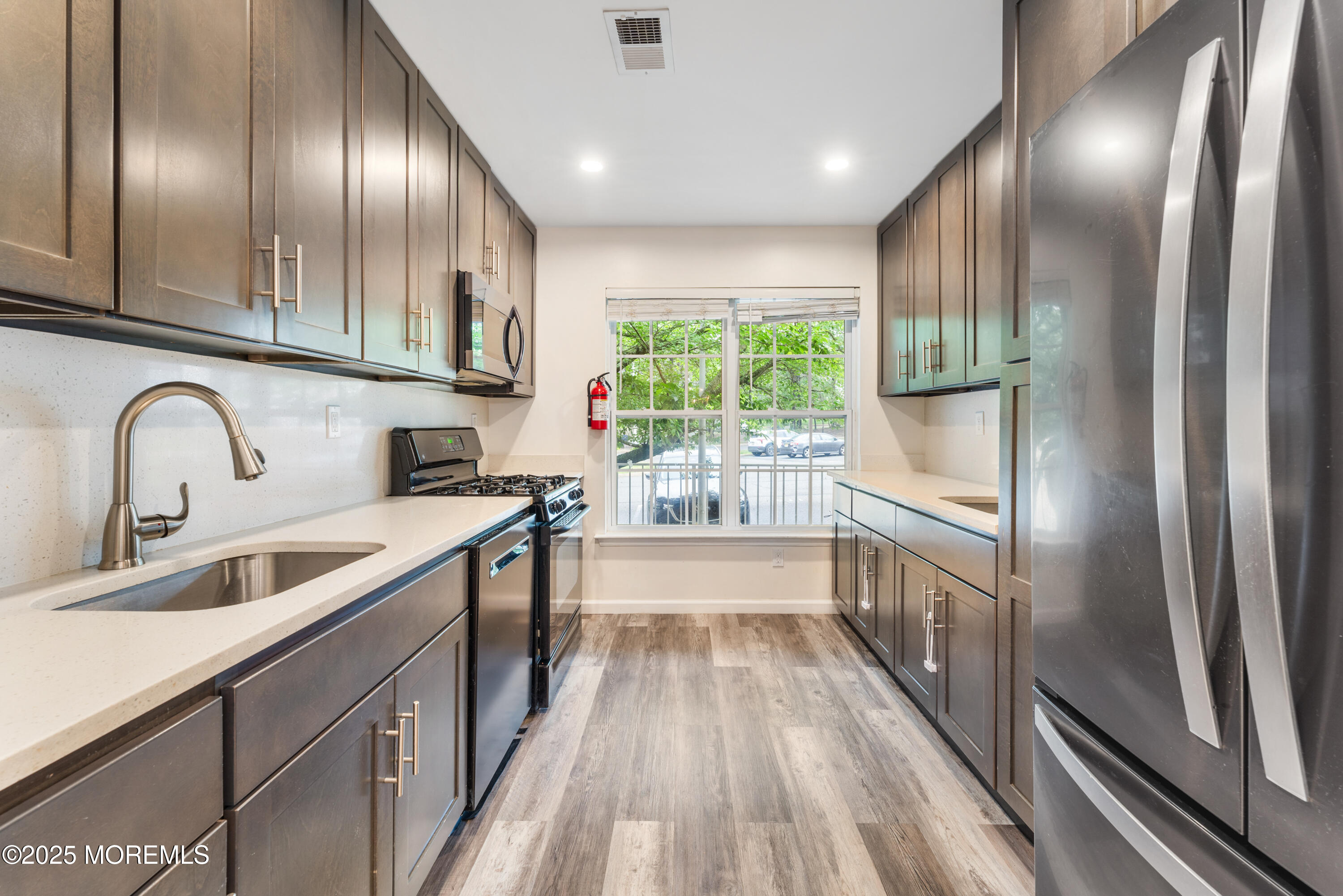 117 Liverpool Court, Lakewood, New Jersey image 12