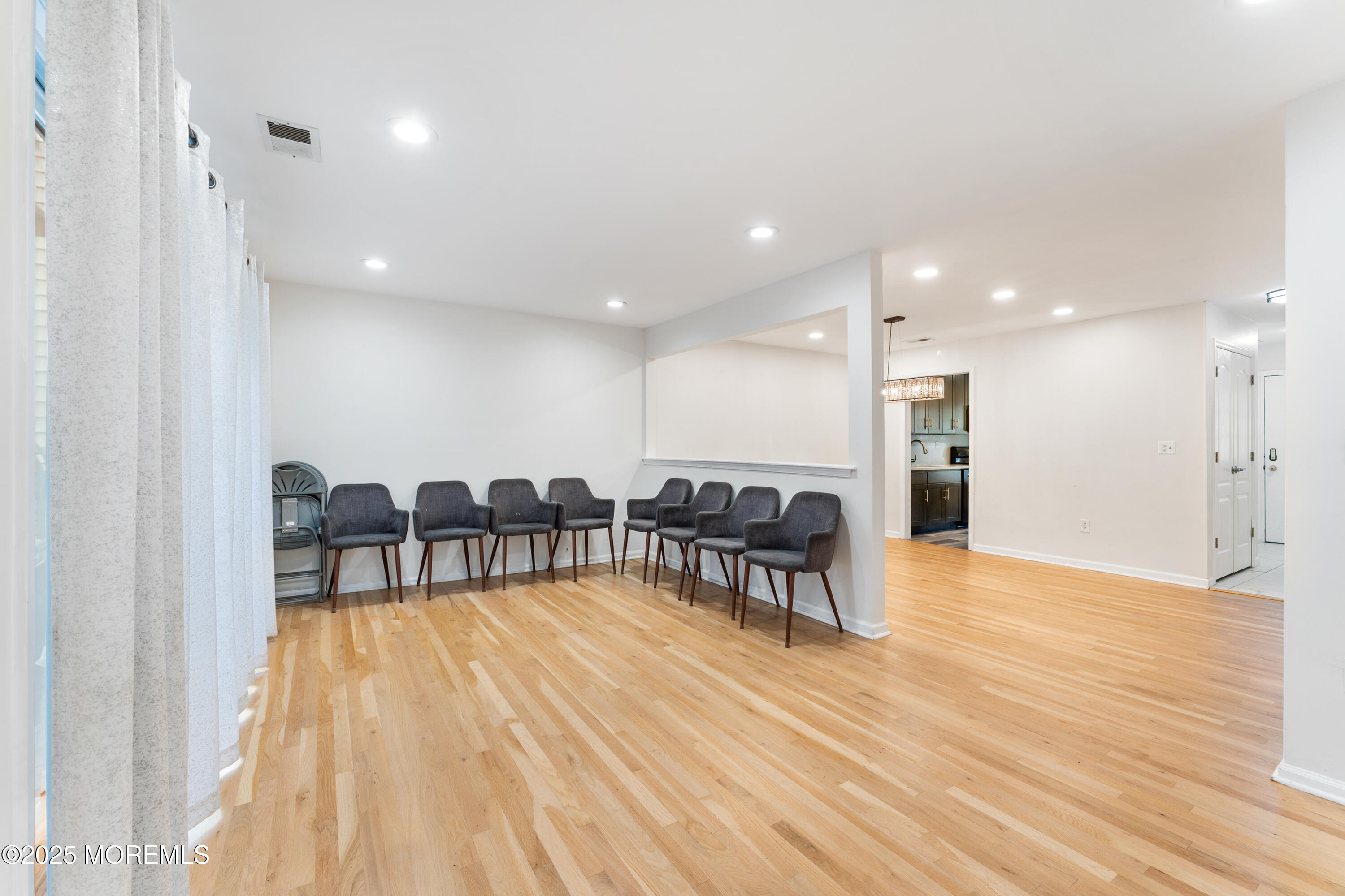 117 Liverpool Court, Lakewood, New Jersey image 19