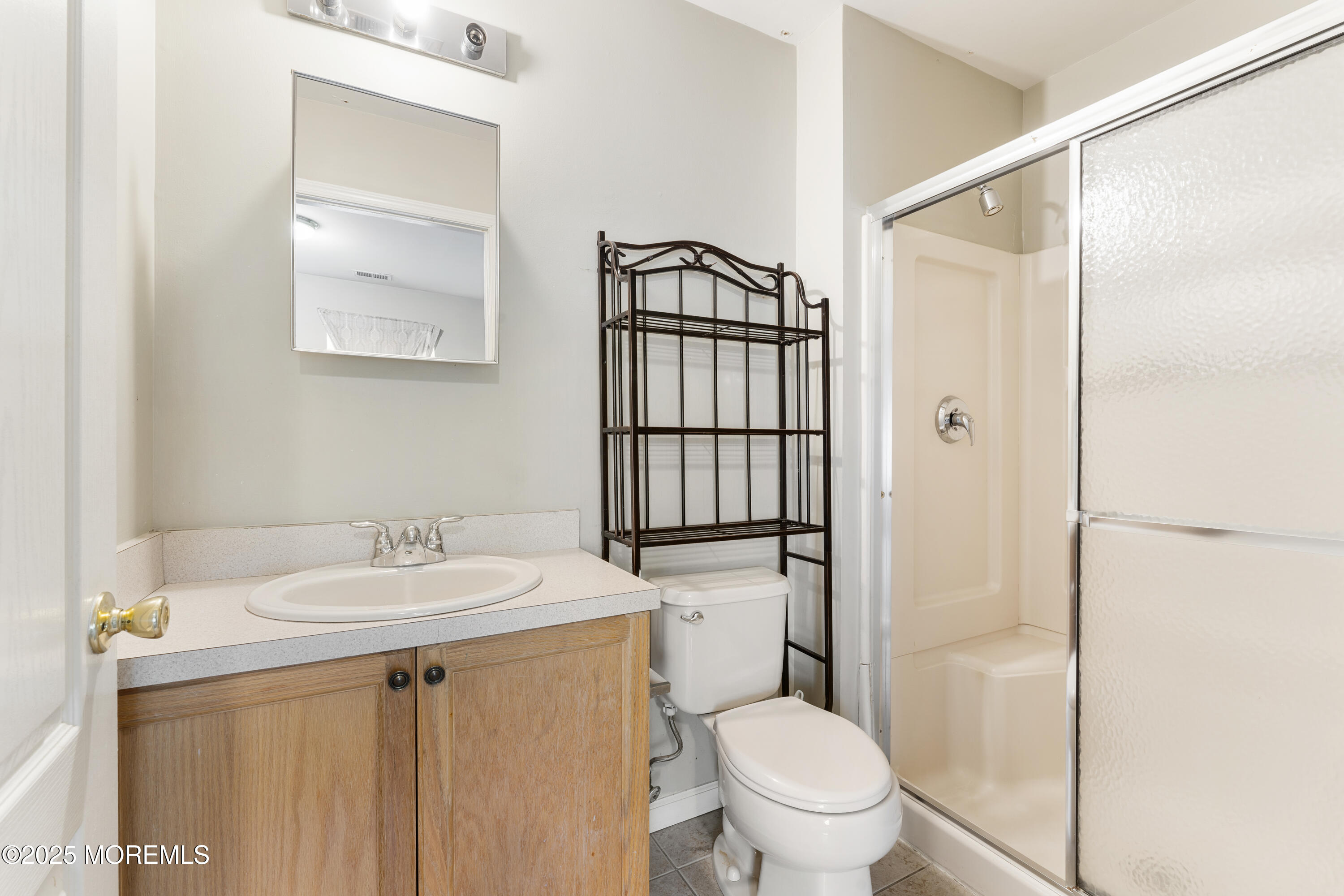 117 Liverpool Court, Lakewood, New Jersey image 33