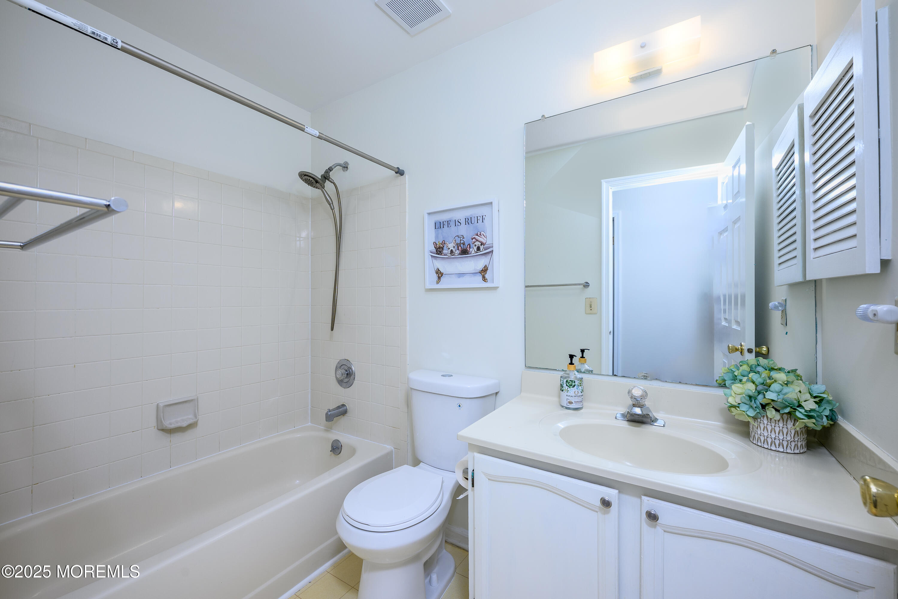 14 Winfield Drive, Manalapan, New Jersey image 24