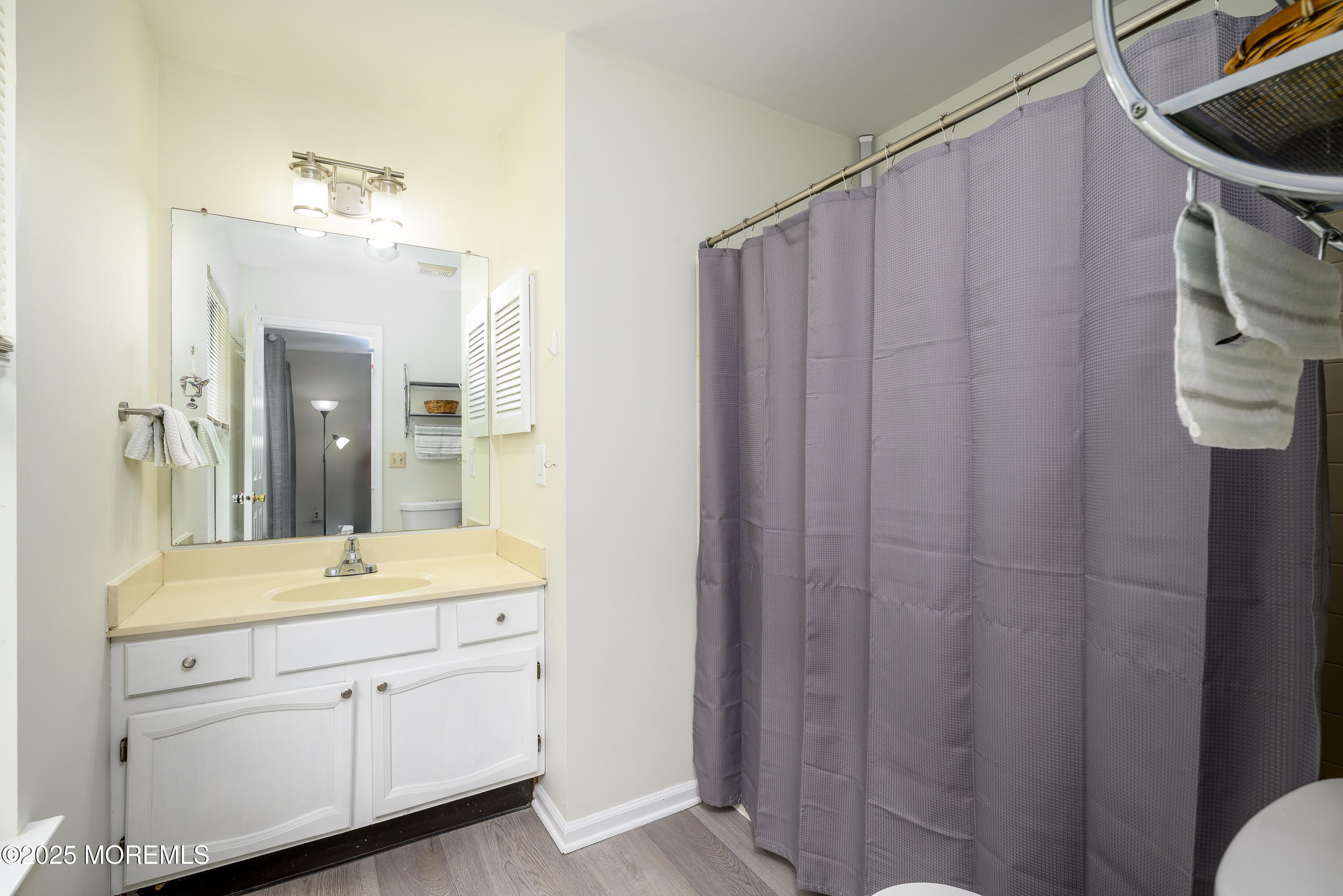 14 Winfield Drive, Manalapan, New Jersey image 20