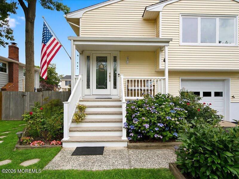 1944 Pine Meadow Avenue
