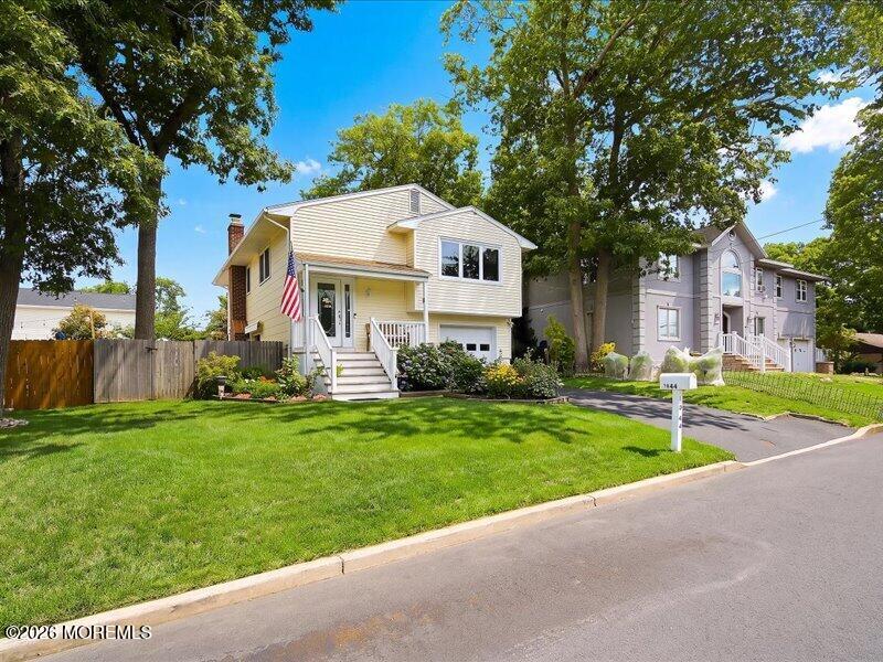 1944 Pine Meadow Avenue