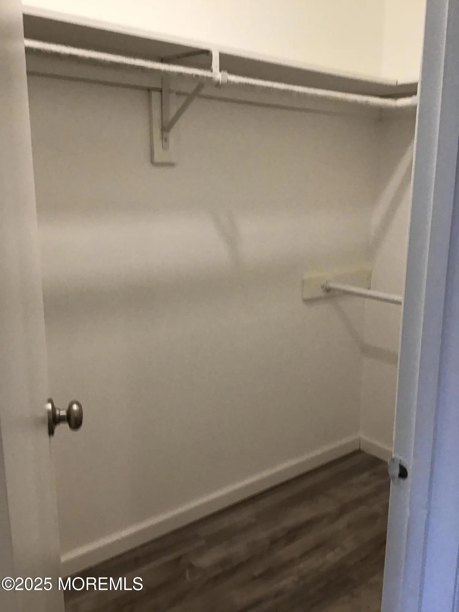 Manalapan, New Jersey 07726, United States, 2 Bedrooms Bedrooms, ,2 BathroomsBathrooms,Residential,Active,156611