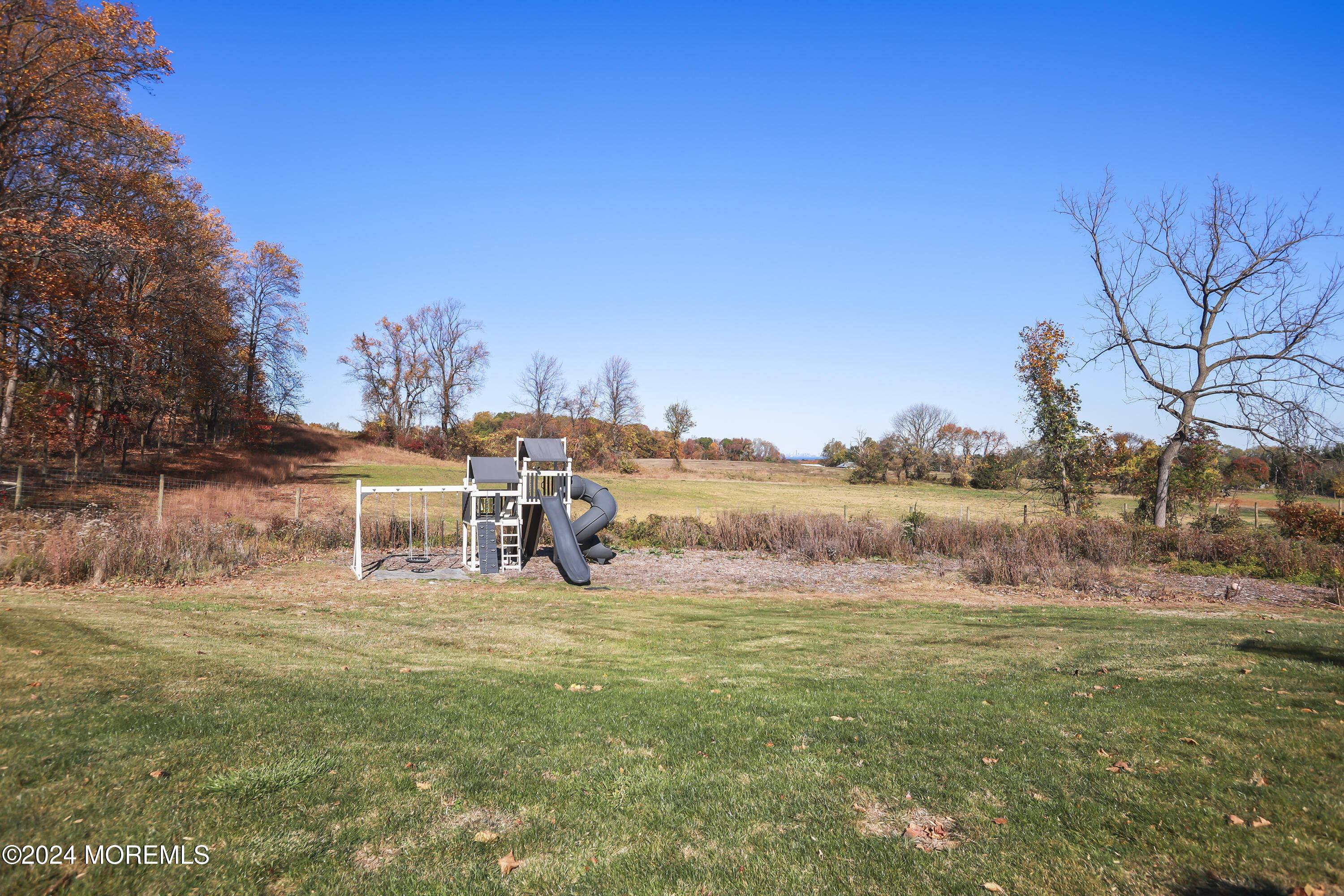 13 Sunrise Circle, Holmdel, New Jersey image 39