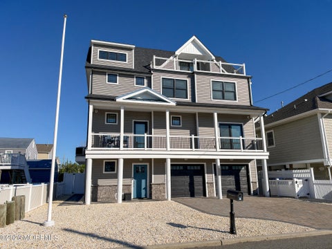 Photo of 1902 Pennsylvania Avenue E, Ortley Beach, NJ 08751 (MLS # 22632063)