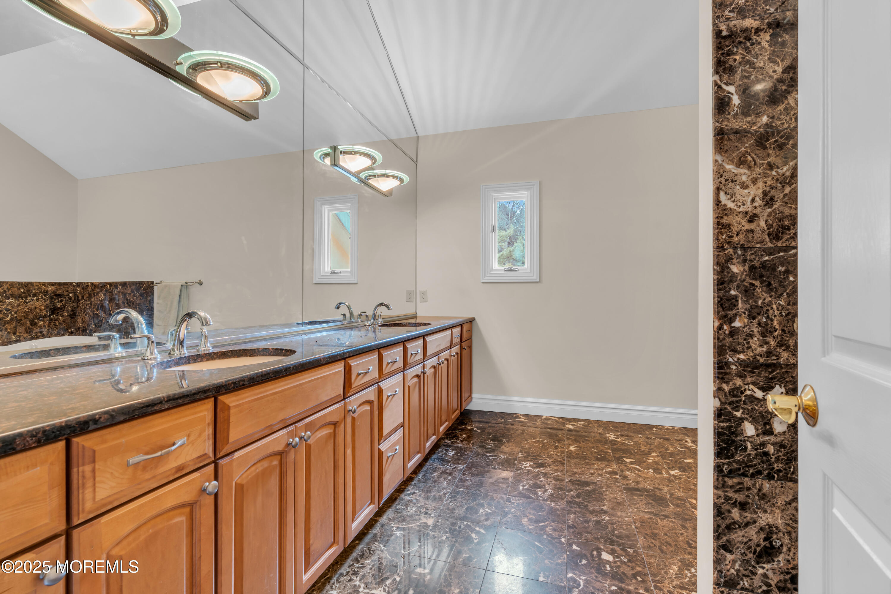 40 Takolusa Drive, Holmdel, New Jersey image 49