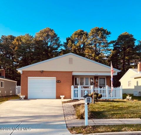 Photo of 409 Costa Mesa Drive, Toms River, NJ 08757 (MLS # 22601814)