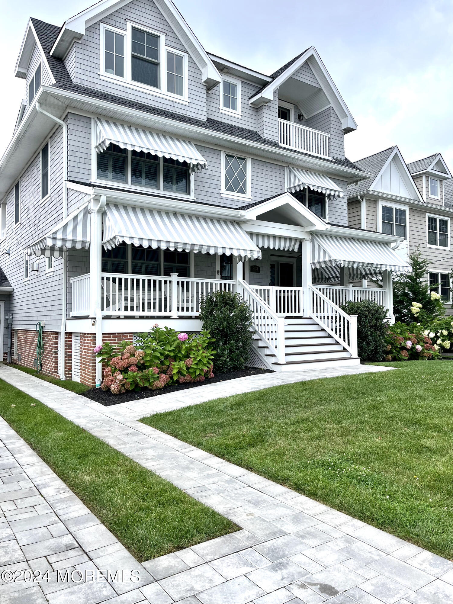 303 Pennsylvania Avenue