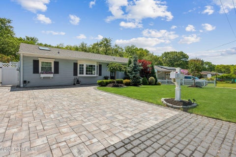 Homes For Sale - 24 Brandeis Road<br/> Old Bridge, NJ 08857