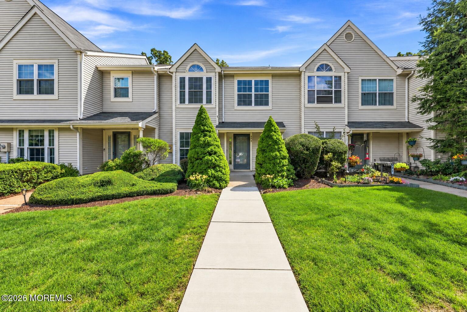 496 Cottonwood Court