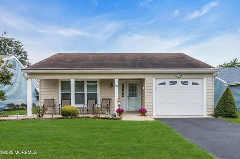 Photo of 39 Dorset Road, Manchester, NJ 08759 (MLS # 22530198)