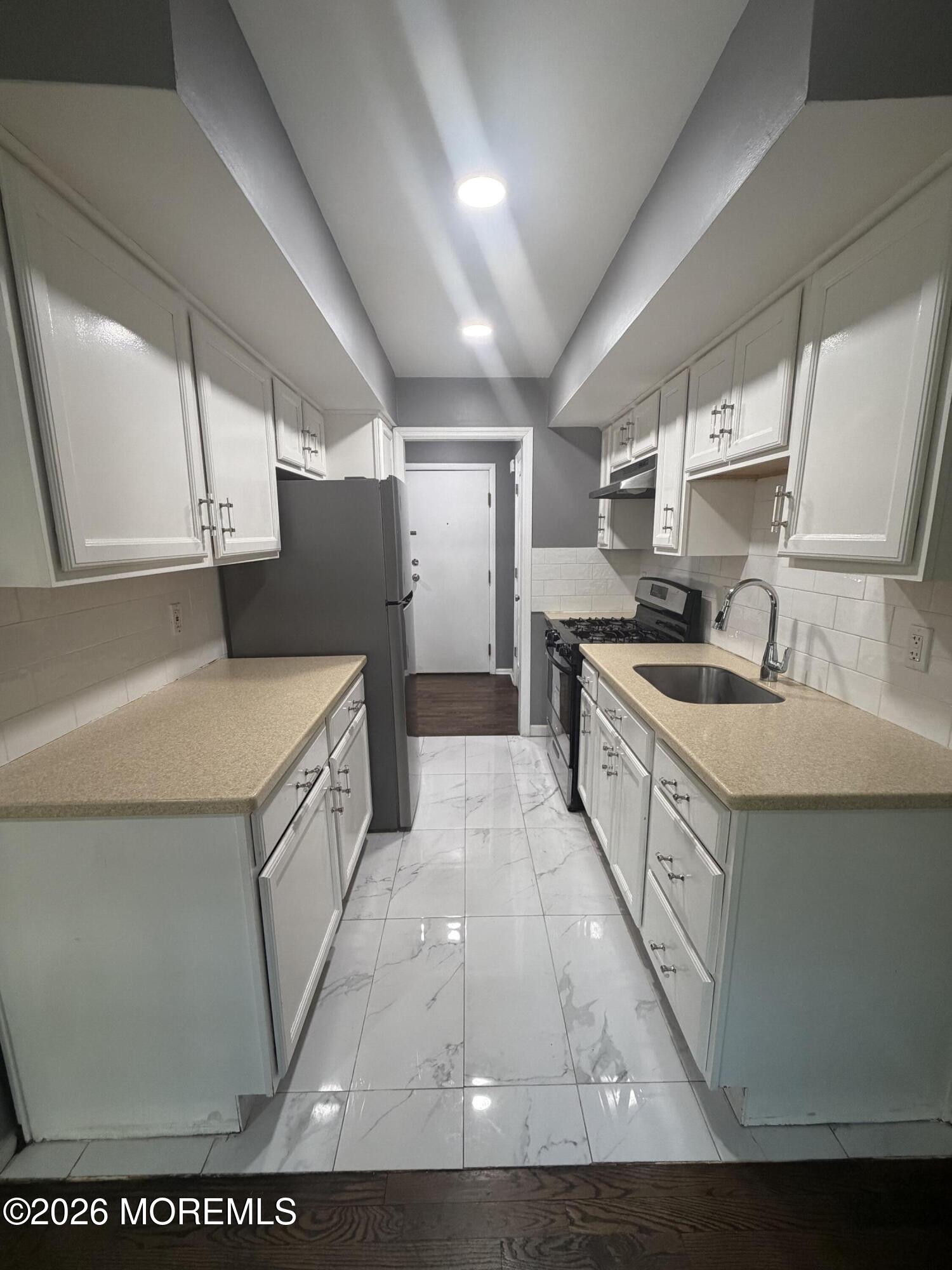 364 Westwood Avenue 78