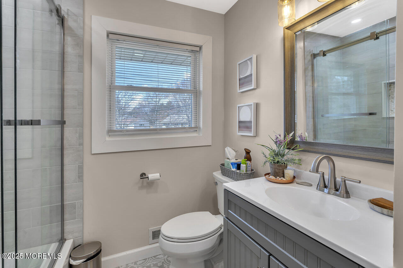 165 Bayview Avenue, Belford, New Jersey image 23