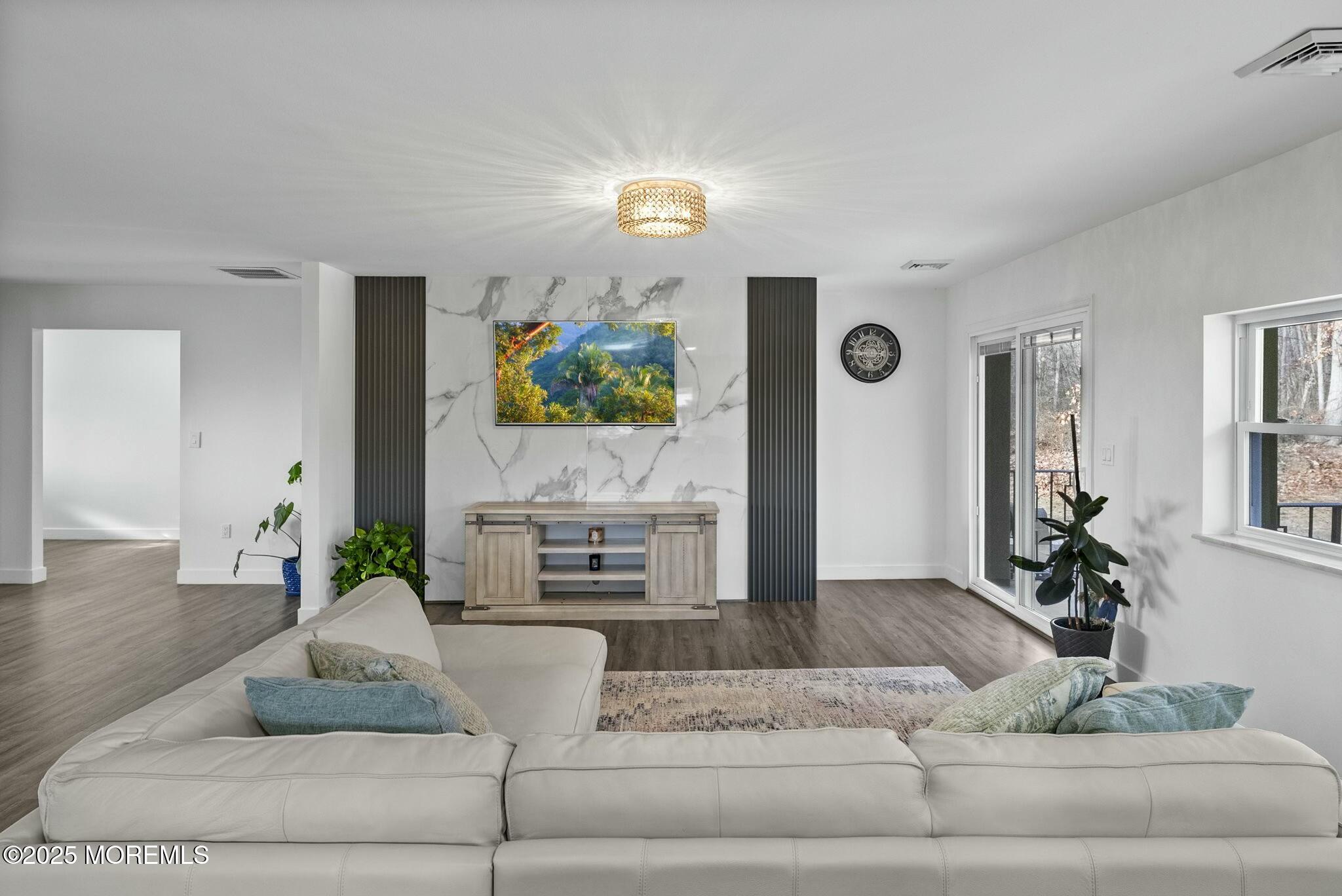 11 Mcbride Road, Manalapan, New Jersey image 8