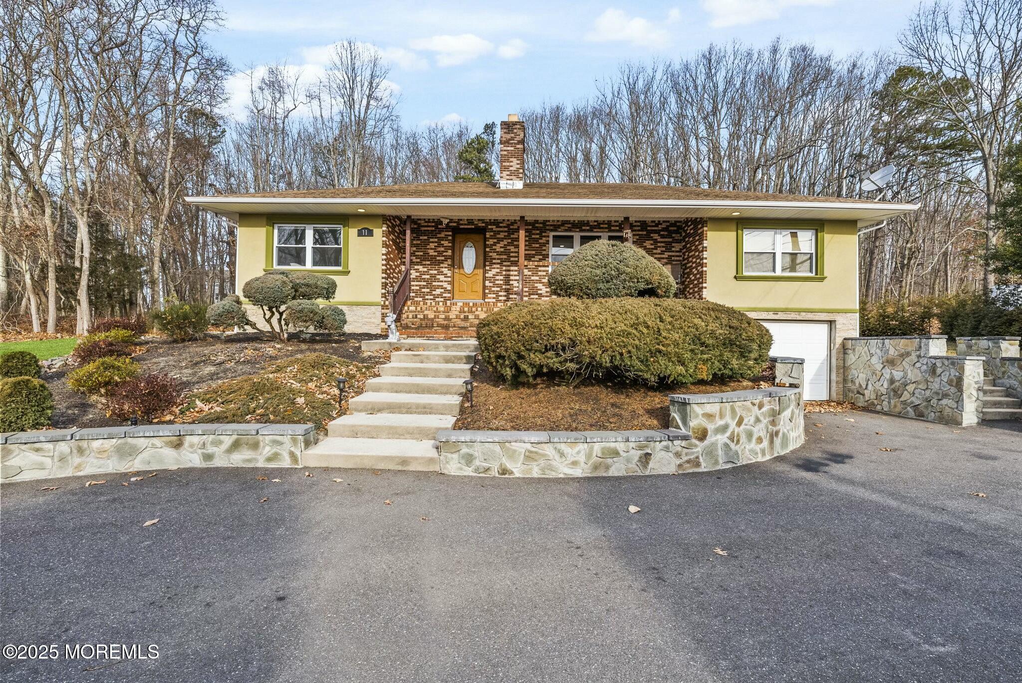 11 Mcbride Road, Manalapan, New Jersey image 3