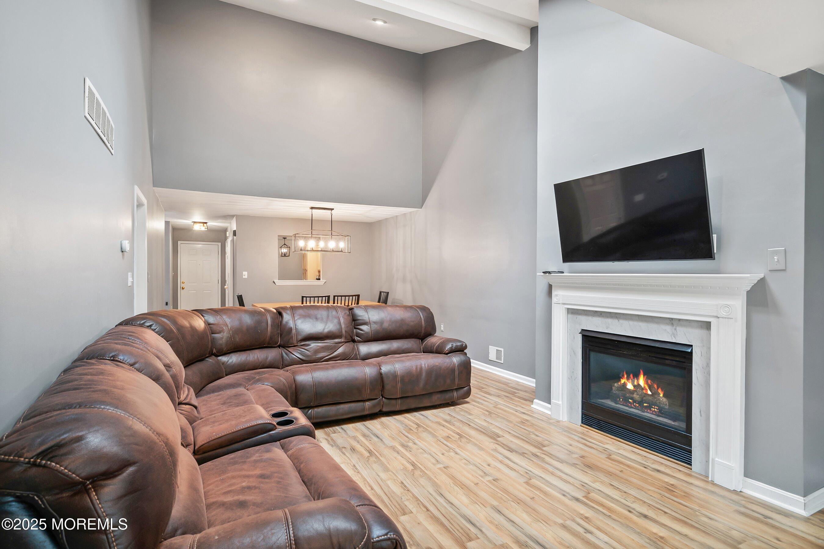 36 Cherrywood Circle #136, Brick, New Jersey image 16