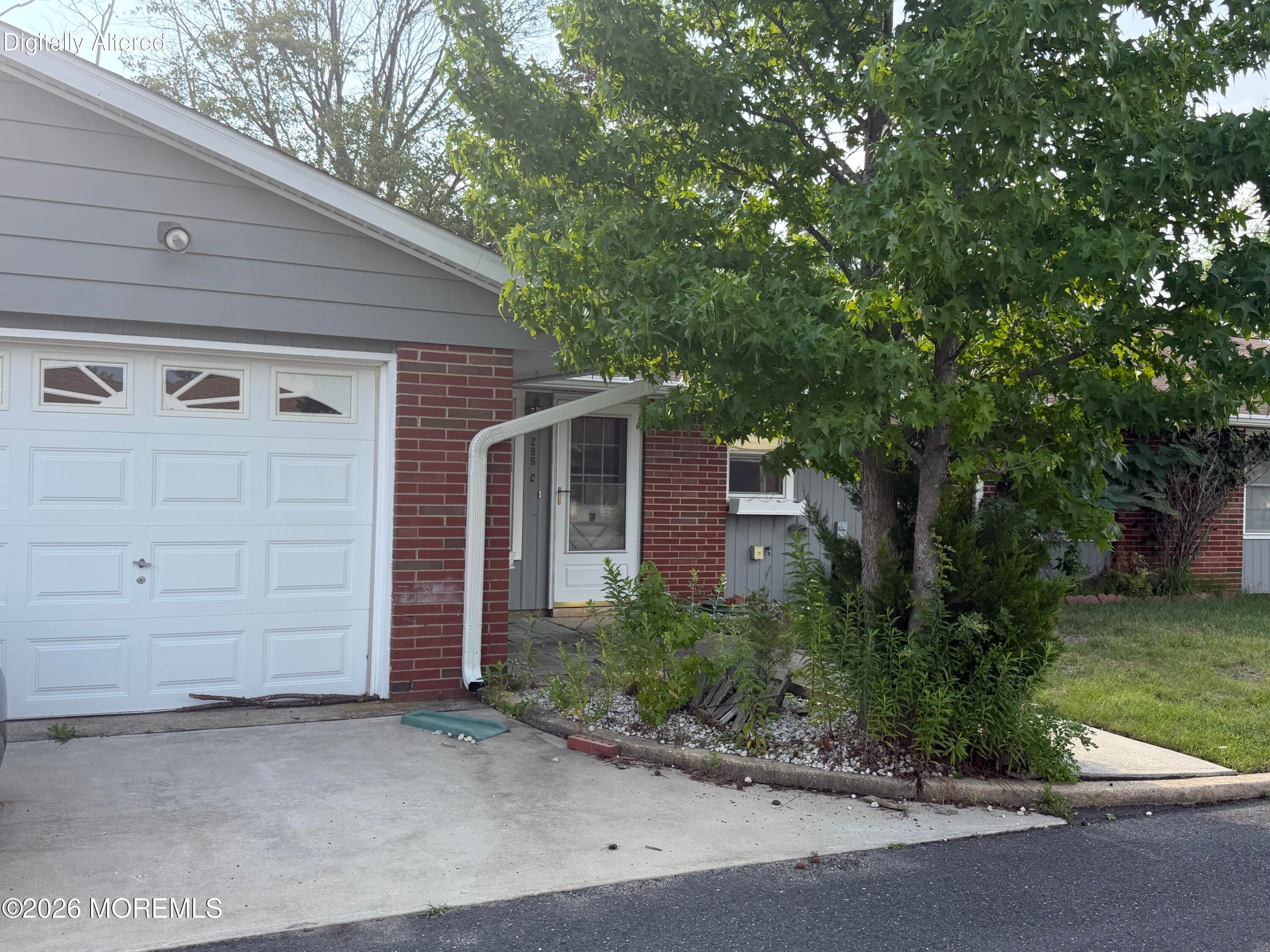 296C Dorchester Drive